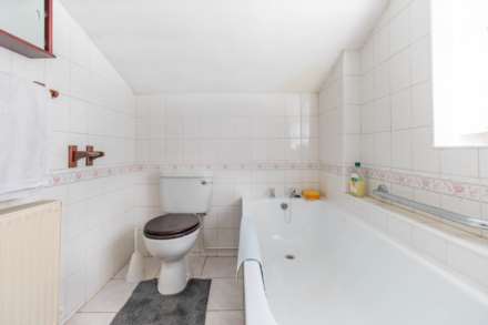 Westend, Stonehouse, Image 13