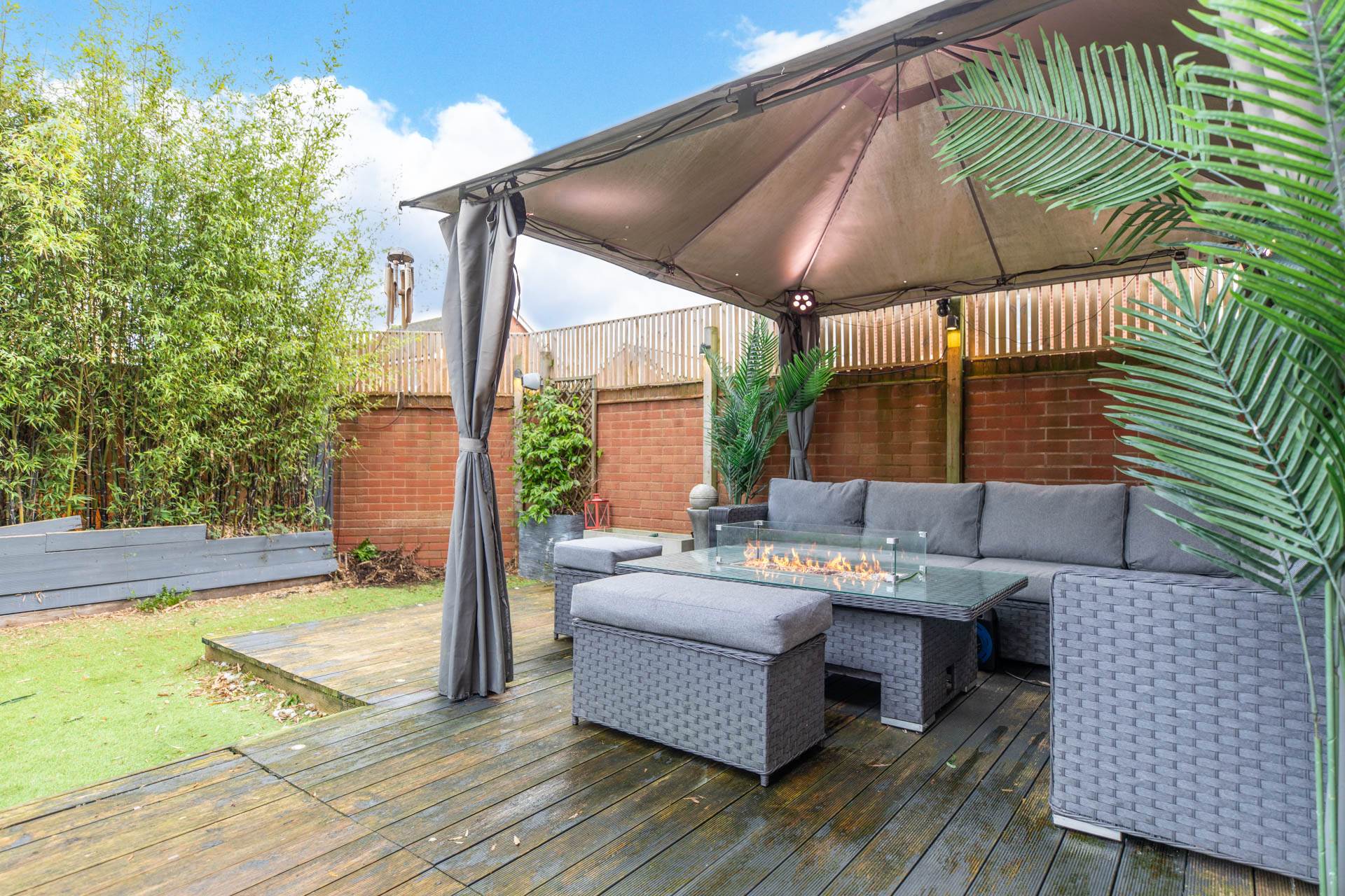 Holbeach Drive, Kingsway, Gloucester, Image 19