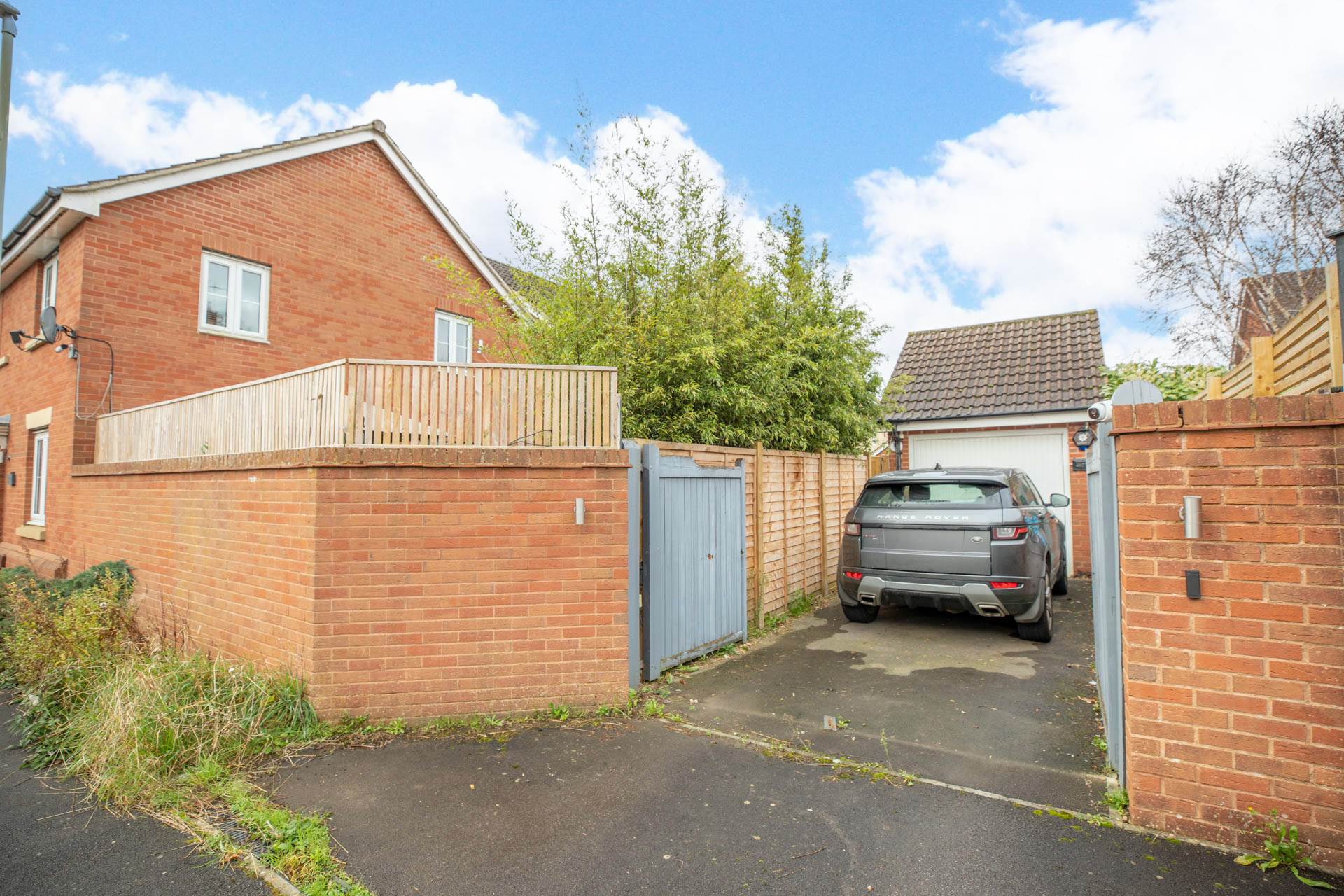 Holbeach Drive, Kingsway, Gloucester, Image 21