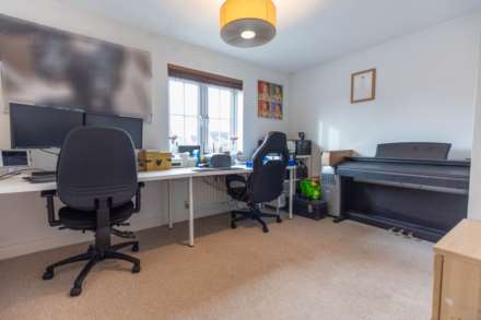 Holbeach Drive, Kingsway, Gloucester, Image 10