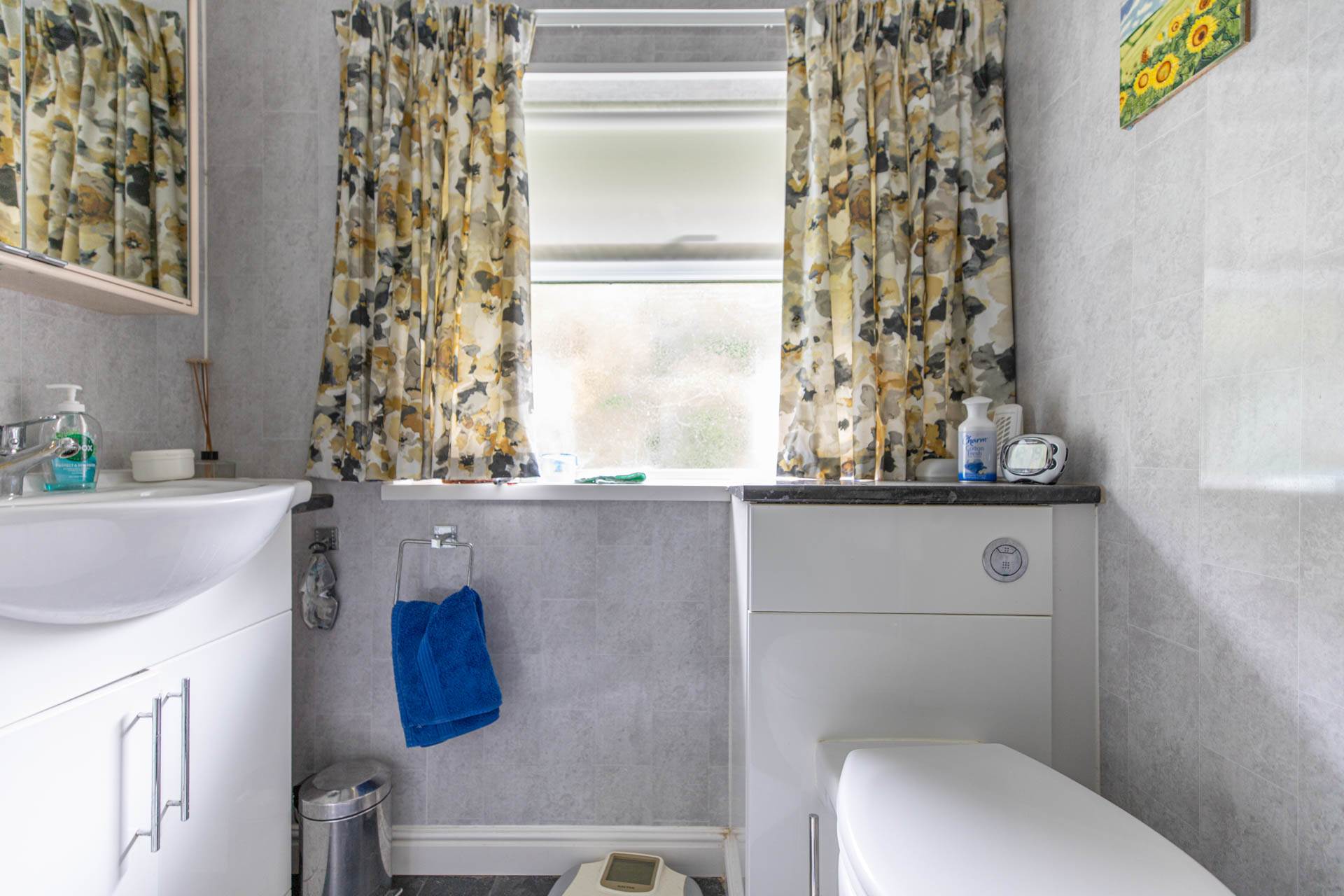 Summer Close, Stroud, Image 15