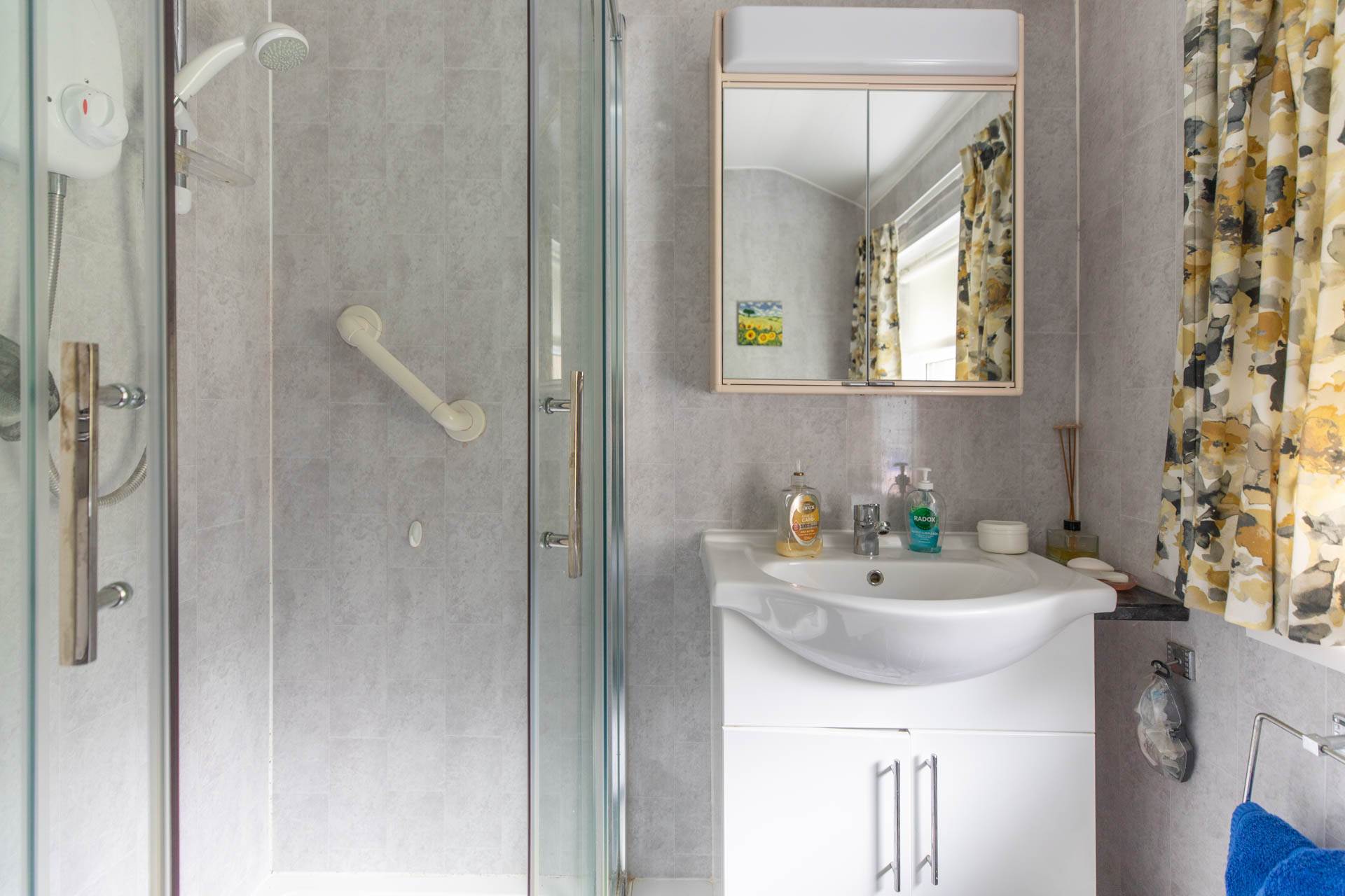 Summer Close, Stroud, Image 16