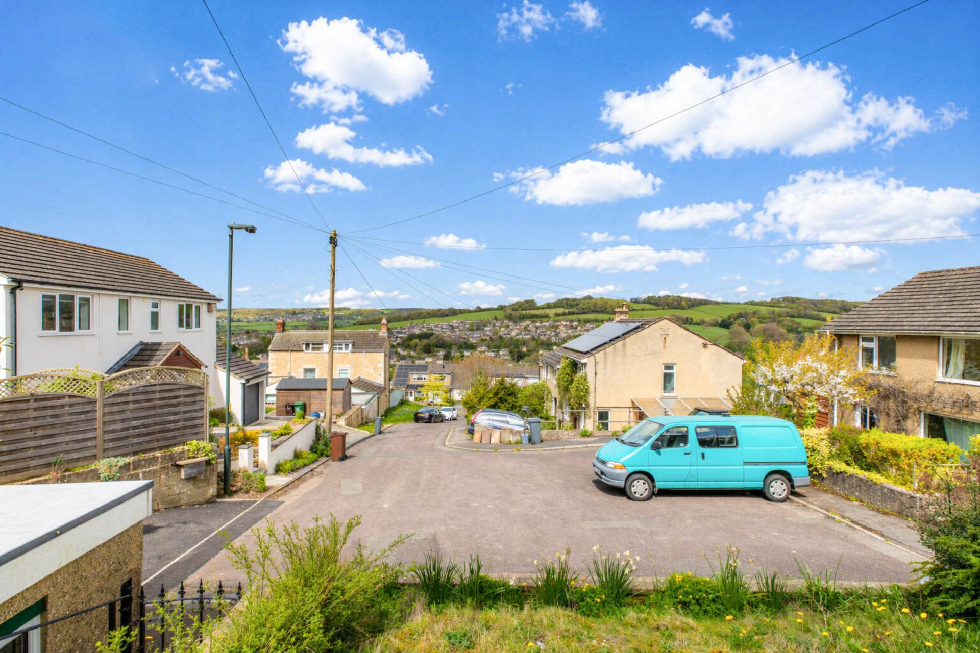 Summer Close, Stroud, Image 3