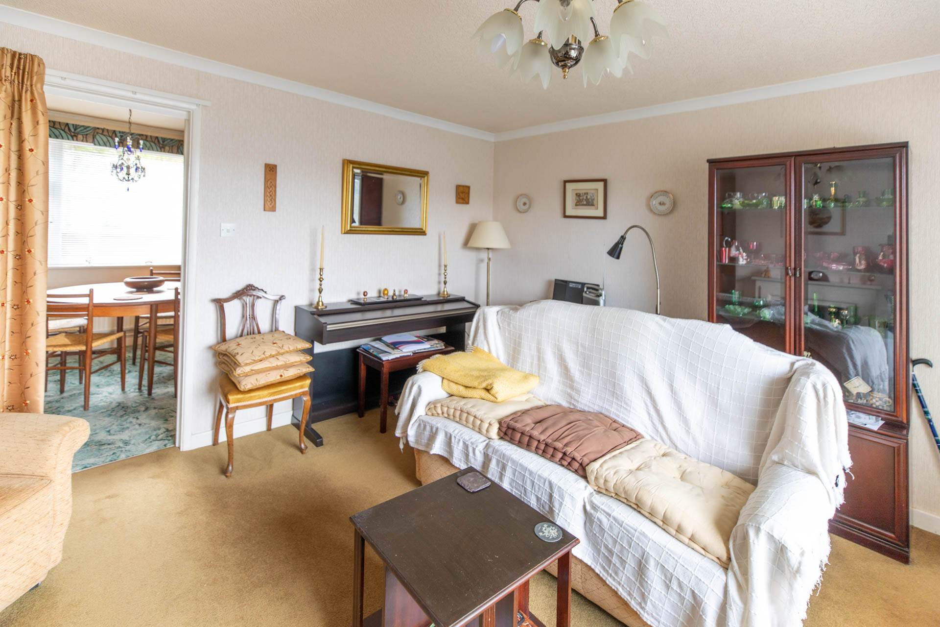 Summer Close, Stroud, Image 5