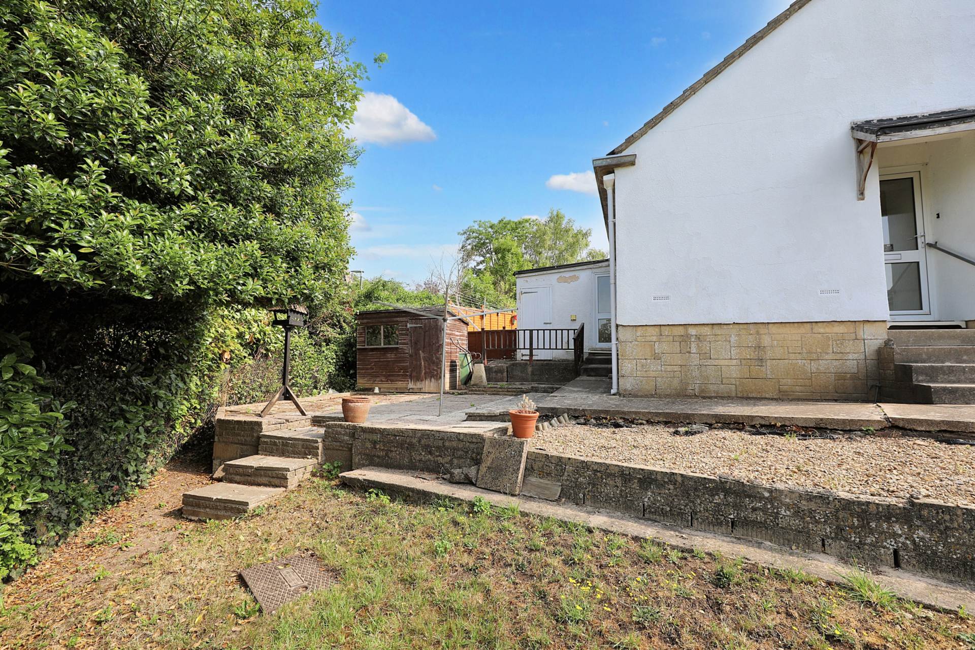 Birches Close, Stroud, Image 11