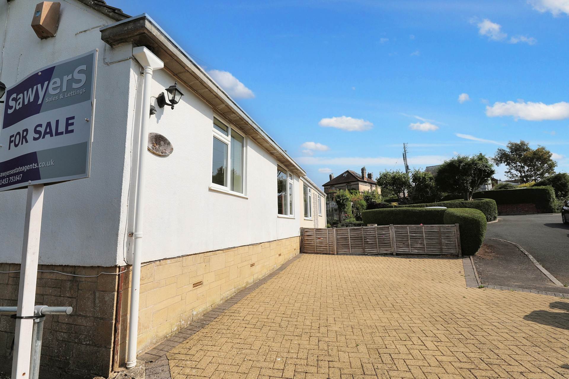 Birches Close, Stroud, Image 14