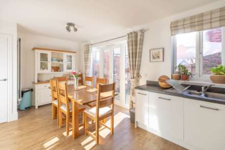 Great Oldbury Drive, Great Oldbury, Stonehouse, Image 6