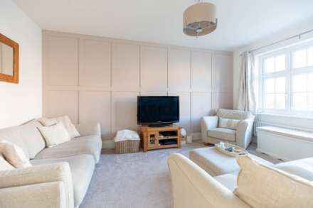 Great Oldbury Drive, Great Oldbury, Stonehouse, Image 8