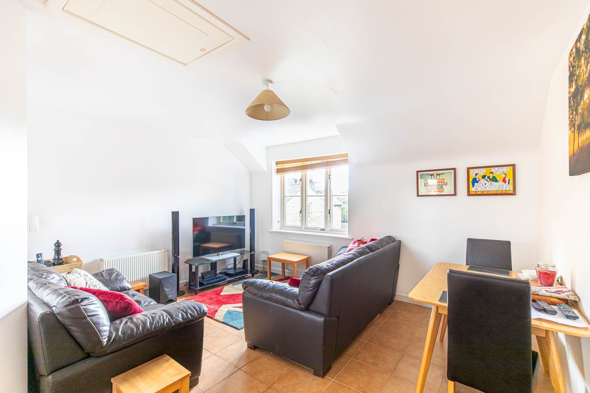 Woodlands Close, Eastcombe, Image 2