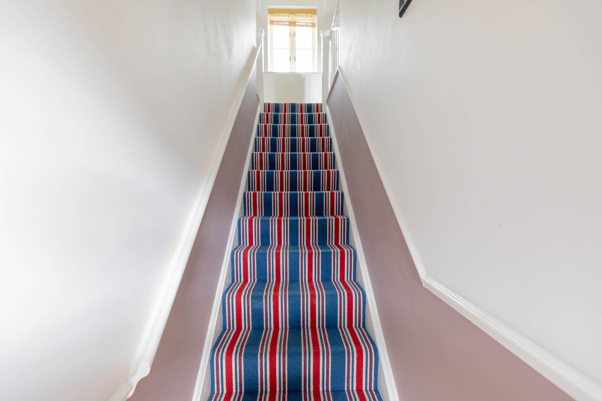 Woodlands Close, Eastcombe, Image 7