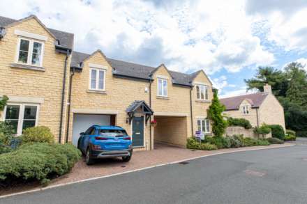 Woodlands Close, Eastcombe
