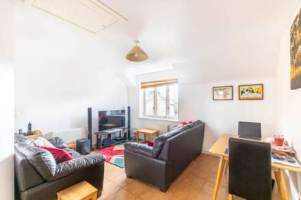 Woodlands Close, Eastcombe, Image 2