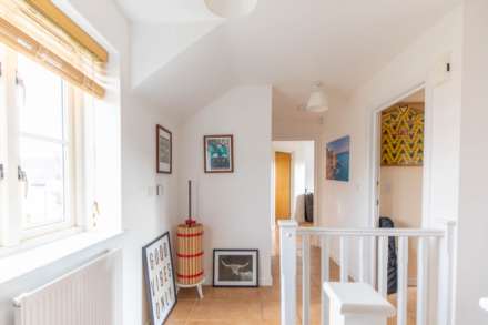 Woodlands Close, Eastcombe, Image 6