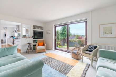 Hillier Close, Uplands, Stroud, Image 2