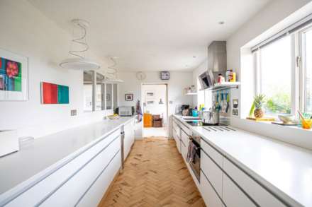 Hillier Close, Uplands, Stroud, Image 5