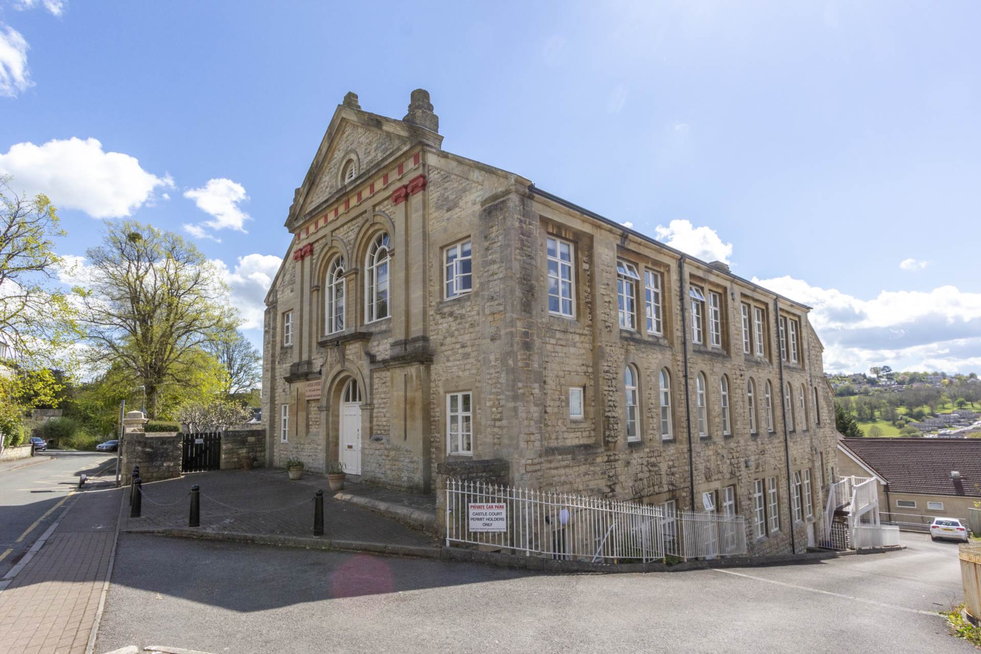 Castle Court, Castle Street, Stroud, Image 1