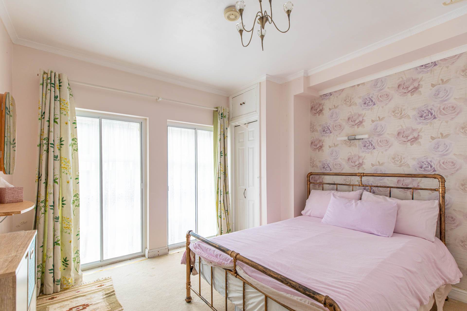Castle Court, Castle Street, Stroud, Image 3