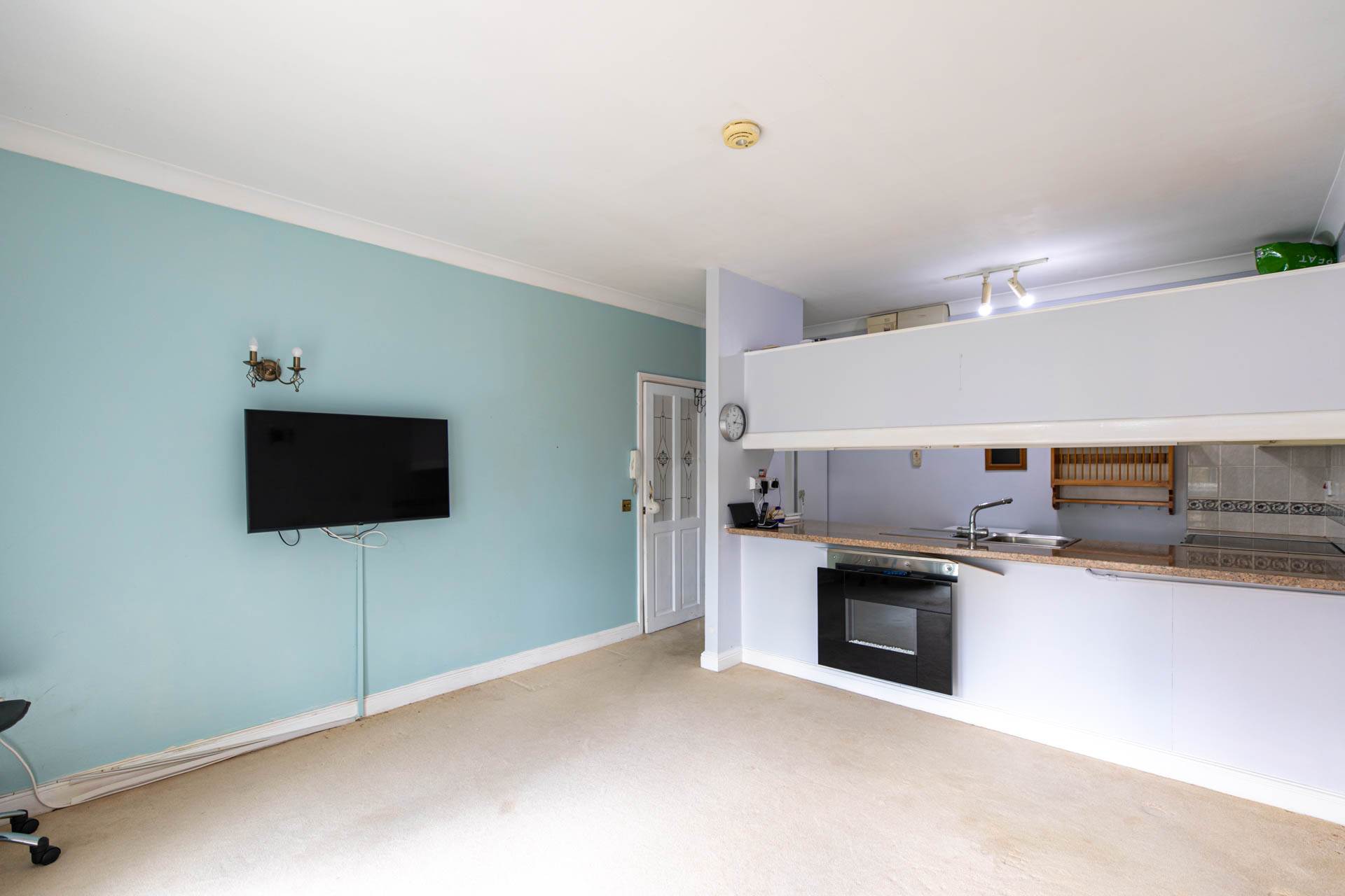 Castle Court, Castle Street, Stroud, Image 8