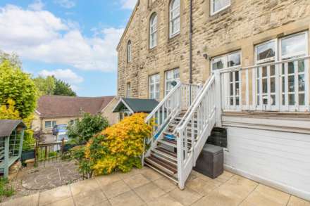 Castle Court, Castle Street, Stroud, Image 5