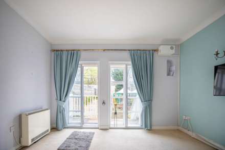 Castle Court, Castle Street, Stroud, Image 6