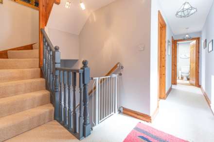 Summer Street, Stroud, Image 12