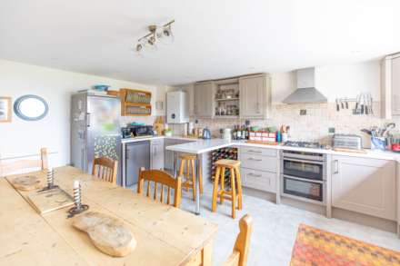 Summer Street, Stroud, Image 7