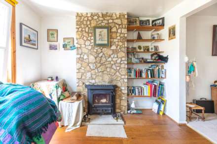 Horns Road, Stroud, Image 4