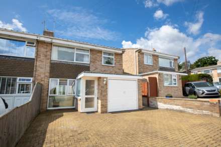 Hawthorn Rise, Stroud, Image 1