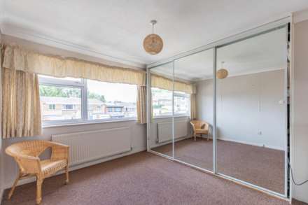 Hawthorn Rise, Stroud, Image 10