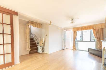 Hawthorn Rise, Stroud, Image 3