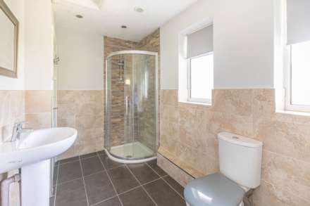 Manor Close, Minchinhampton, Image 19