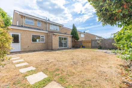 Manor Close, Minchinhampton, Image 2