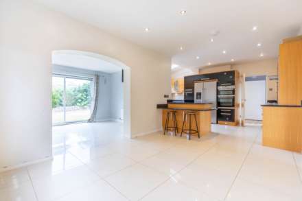 Manor Close, Minchinhampton, Image 5