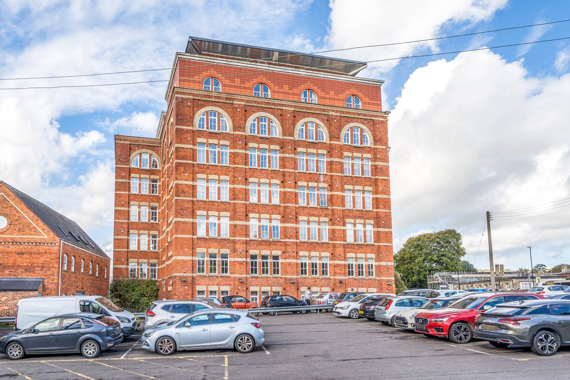 Hill Paul, Cheapside, Stroud, Image 1