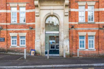 Hill Paul, Cheapside, Stroud, Image 12