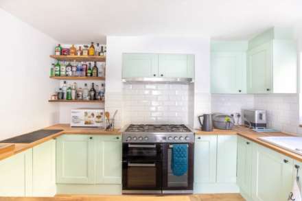 London Road, Brimscombe, Stroud, Image 6
