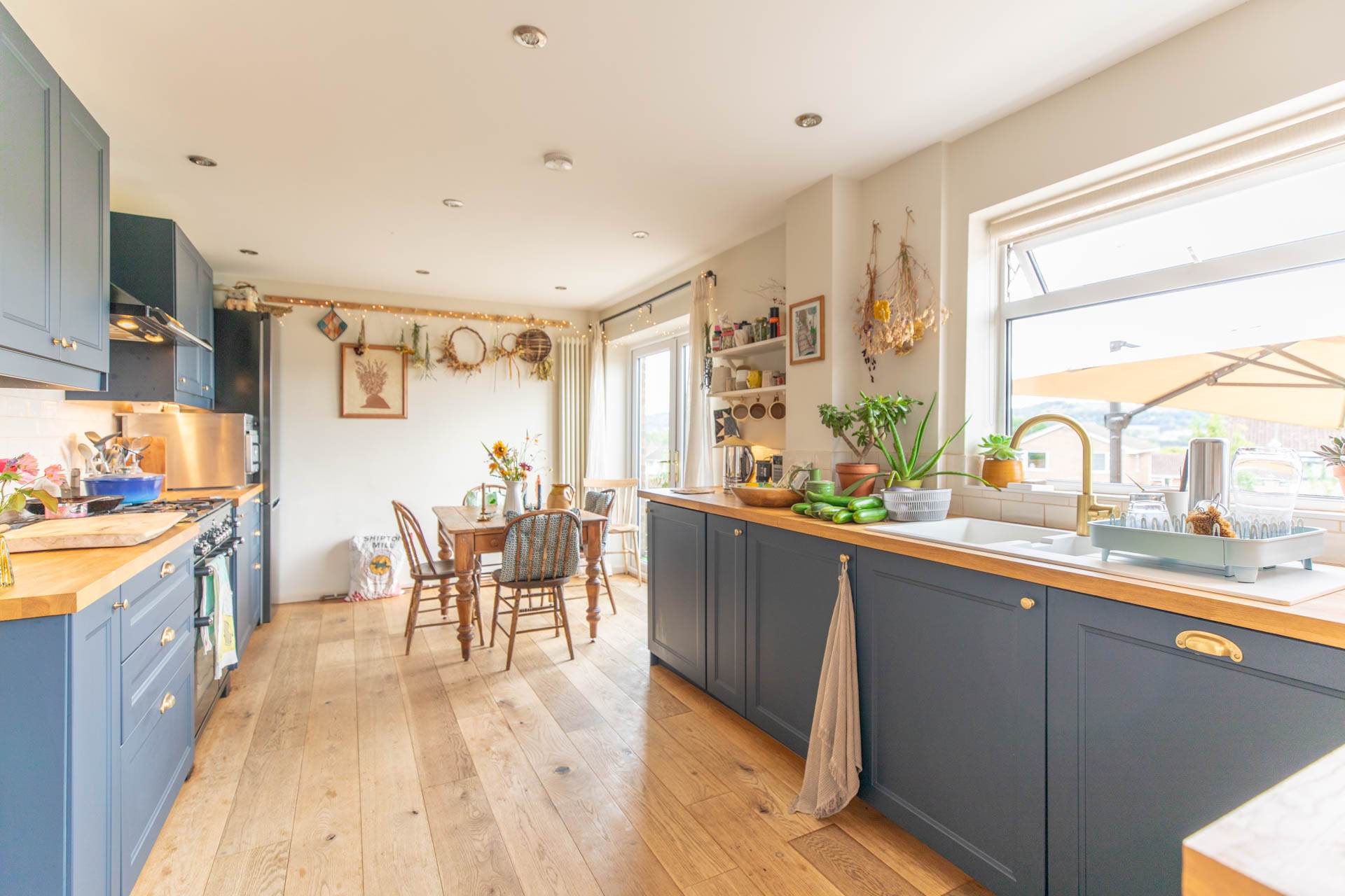 The Bassetts, Cashes Green, Image 5