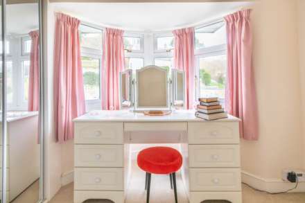 Bourne Lane, Stroud, Image 13