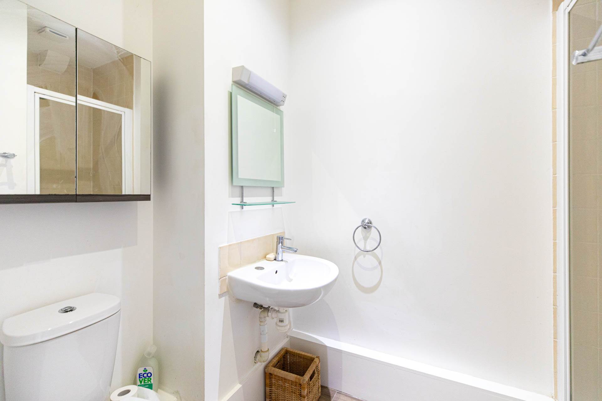 Hill Paul, Cheapside, Stroud, Image 8