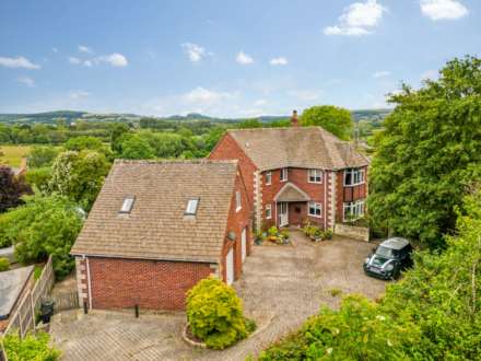 Millend Lane, Eastington, Image 1