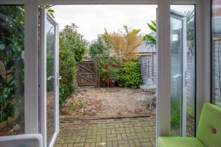 Yew Tree Road, Brockworth, Gloucester, Image 11