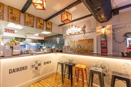 Mixed use Commercial unit & 2 x Self contained two bedroom flats, High Street, Stroud, Image 3