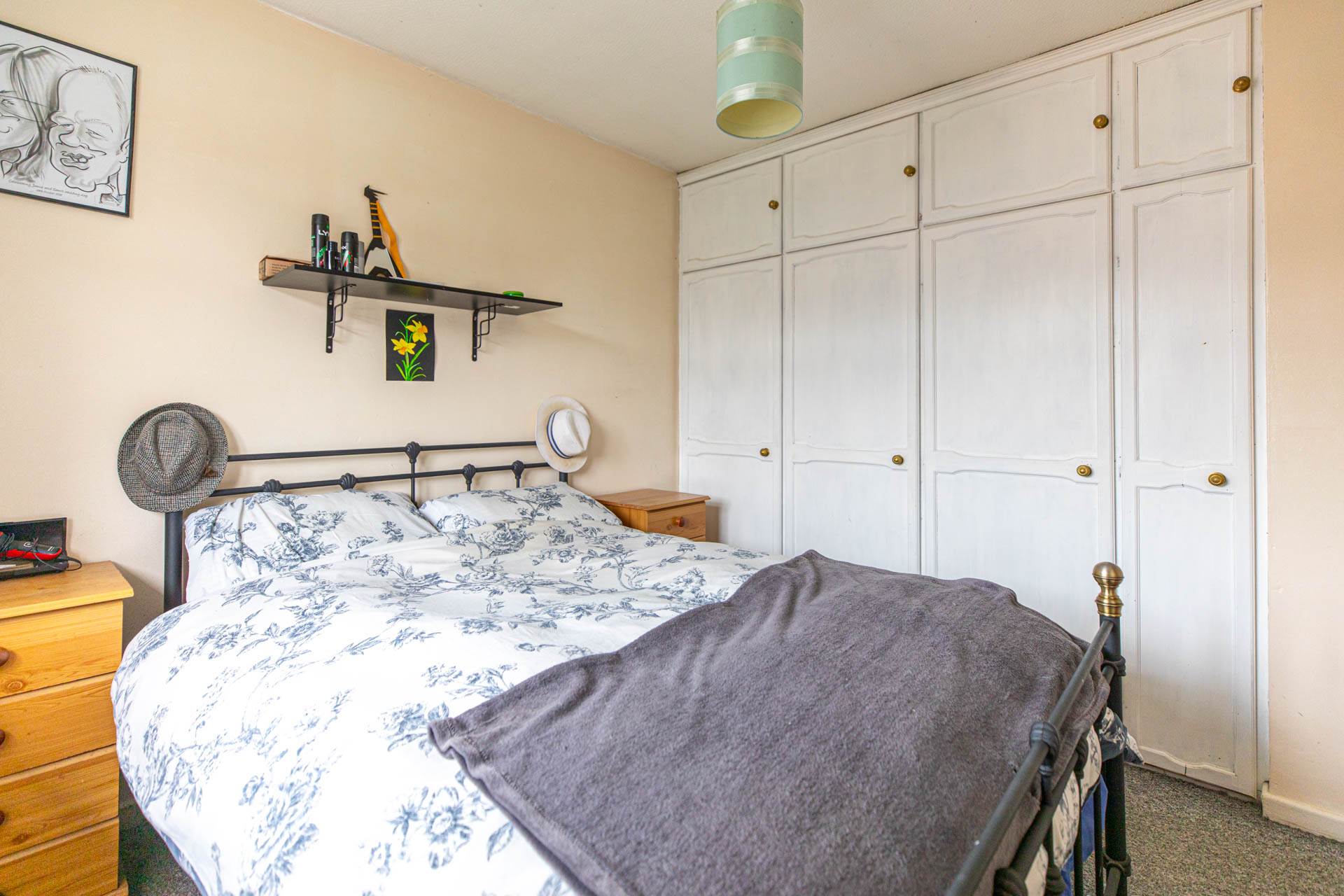 The Bassetts, Cashes Green, Image 13