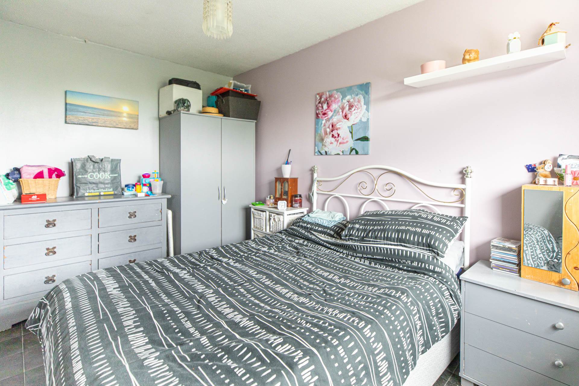 The Bassetts, Cashes Green, Image 15