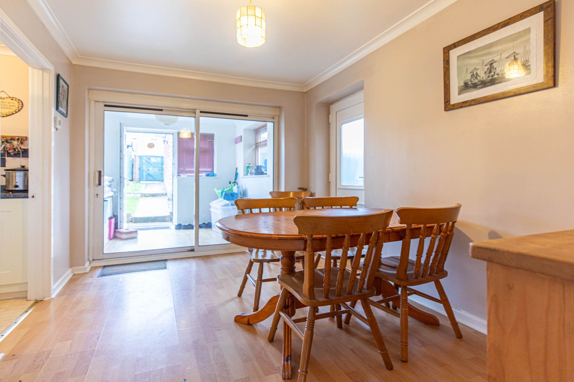 The Bassetts, Cashes Green, Image 7