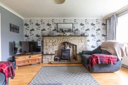 The Bassetts, Cashes Green, Image 4