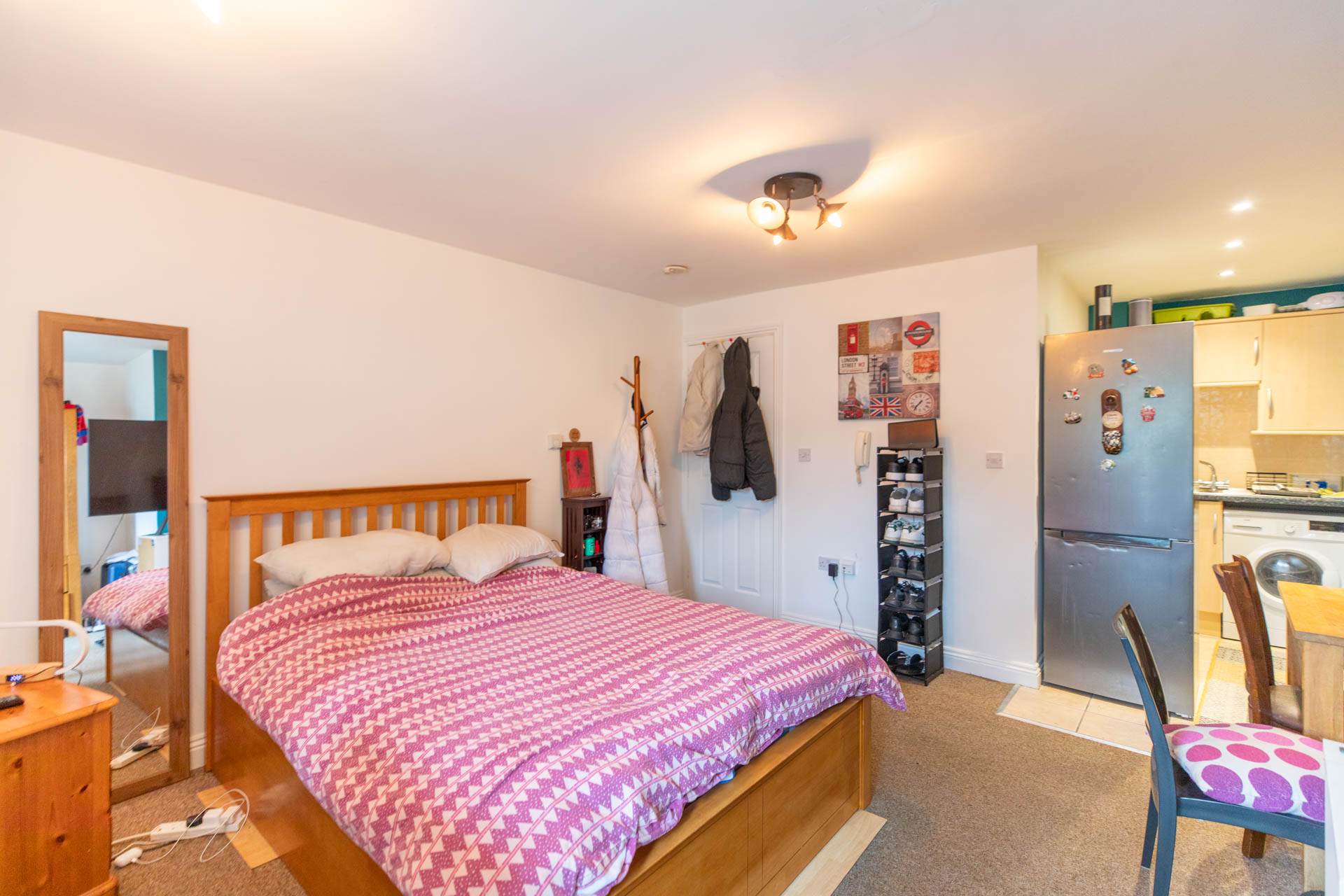 Palazzo Amalfi, Market Street, Nailsworth, Image 2