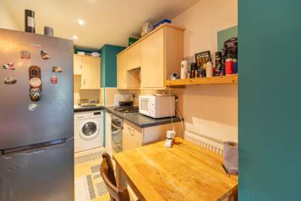 Palazzo Amalfi, Market Street, Nailsworth, Image 3