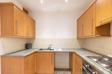 Hill Paul, Stroud, Image 3