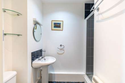 Hill Paul, Stroud, Image 5